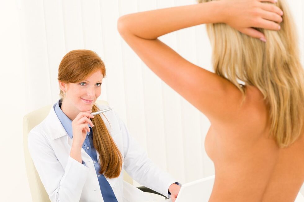 konsultacja lekarska przed powiększeniem piersi