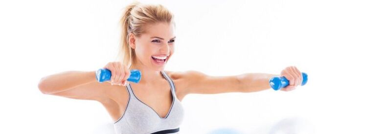 Ćwicz, aby zwiększyć objętość biustu w domu